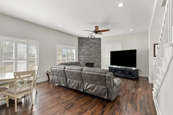 1208 Wiltshire Ct, Columbia, TN 38401
