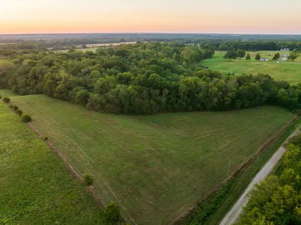 2395 SW County RD, Rich Hill, MO 64779