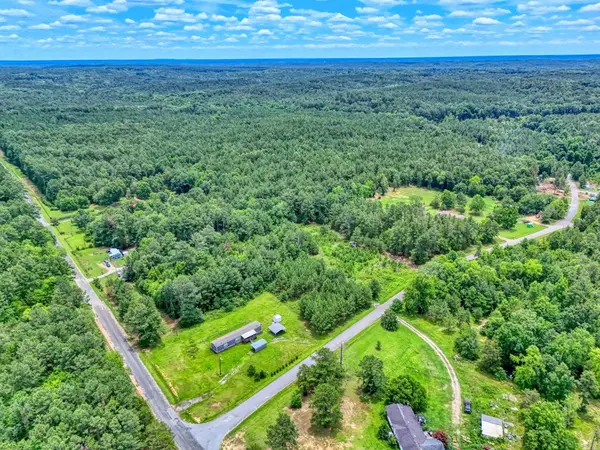 00 Stomp Springs CIR, Clinton, SC 29325