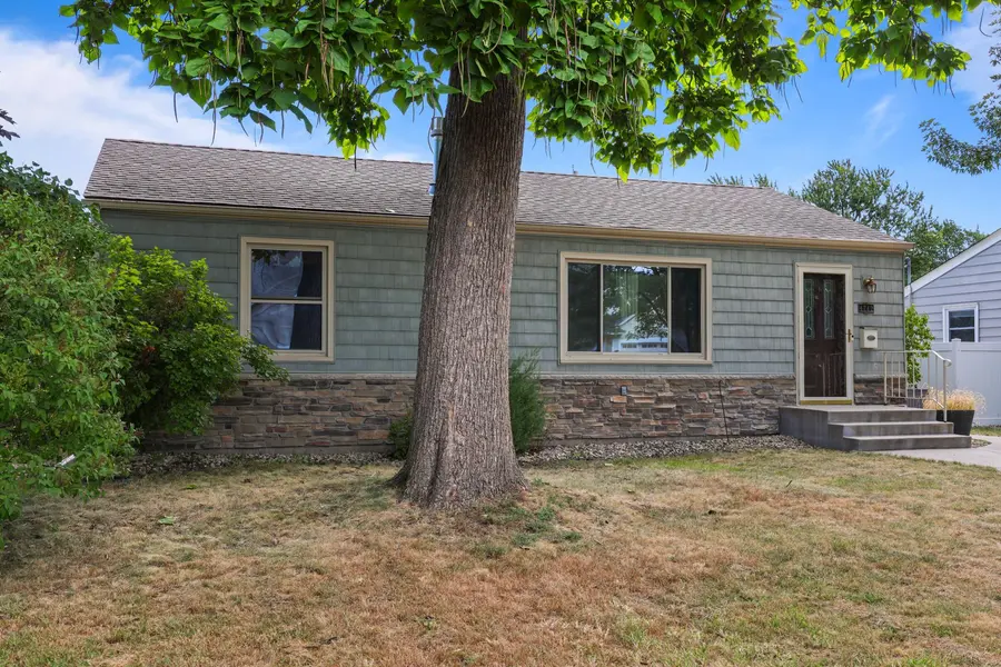 4742 Zane AVE N, Crystal, MN 55429