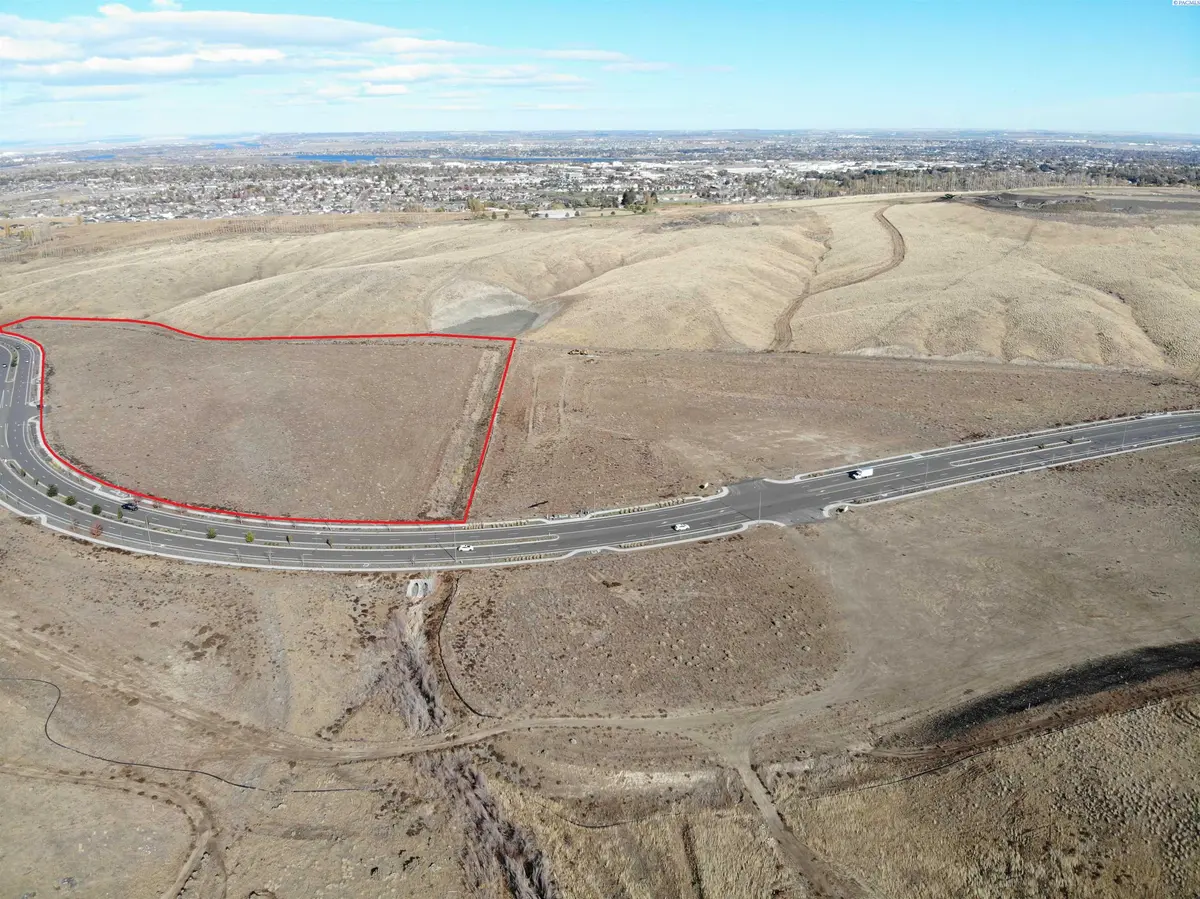 7641 W Bob Olson PKWY, Kennewick, WA 99336