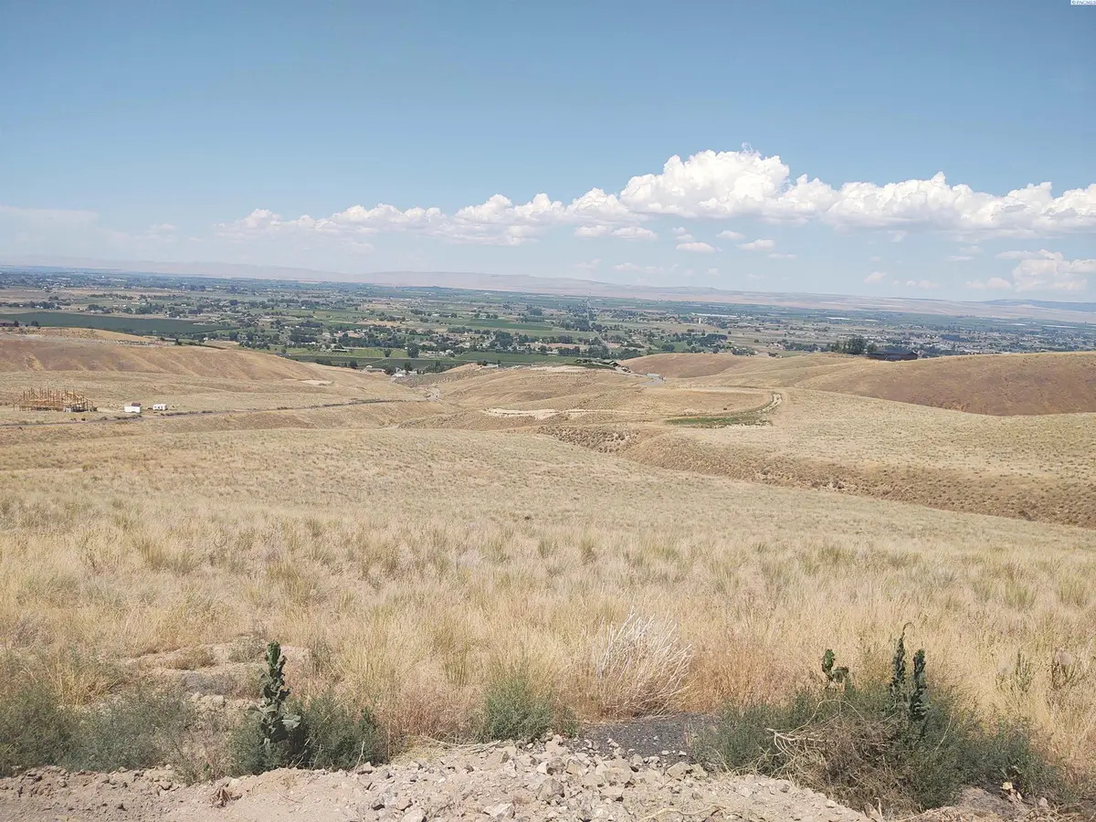 NKA Lot 4, Prosser, WA 99350