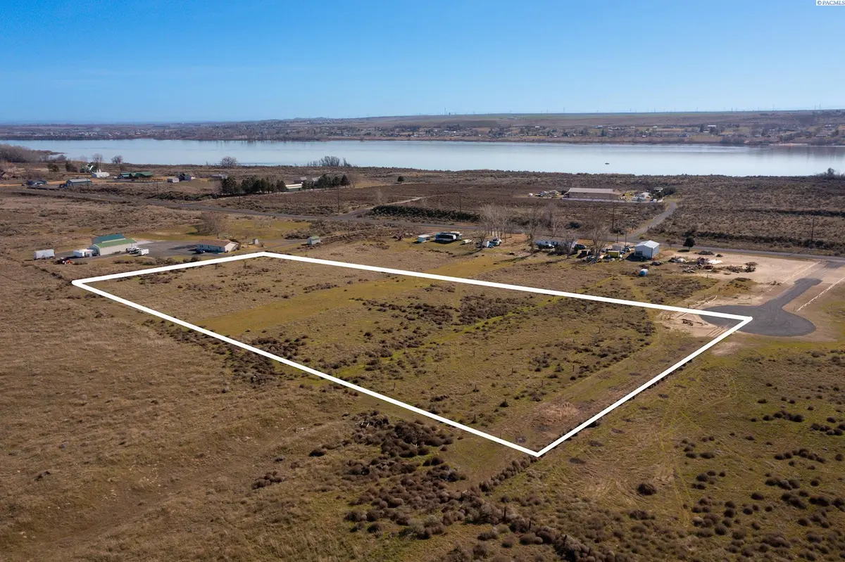 Lot 4 E Christy Rd, Plymouth, WA 99346