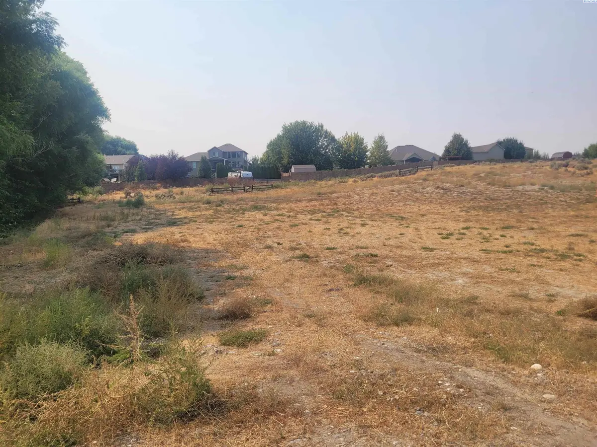 NKA Bermuda Rd, Kennewick, WA 99338