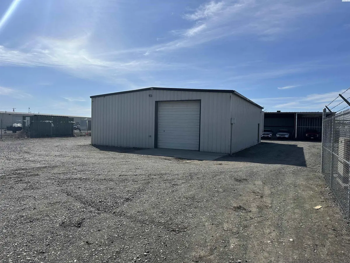 2407 N Commercial Ave #C, Pasco, WA