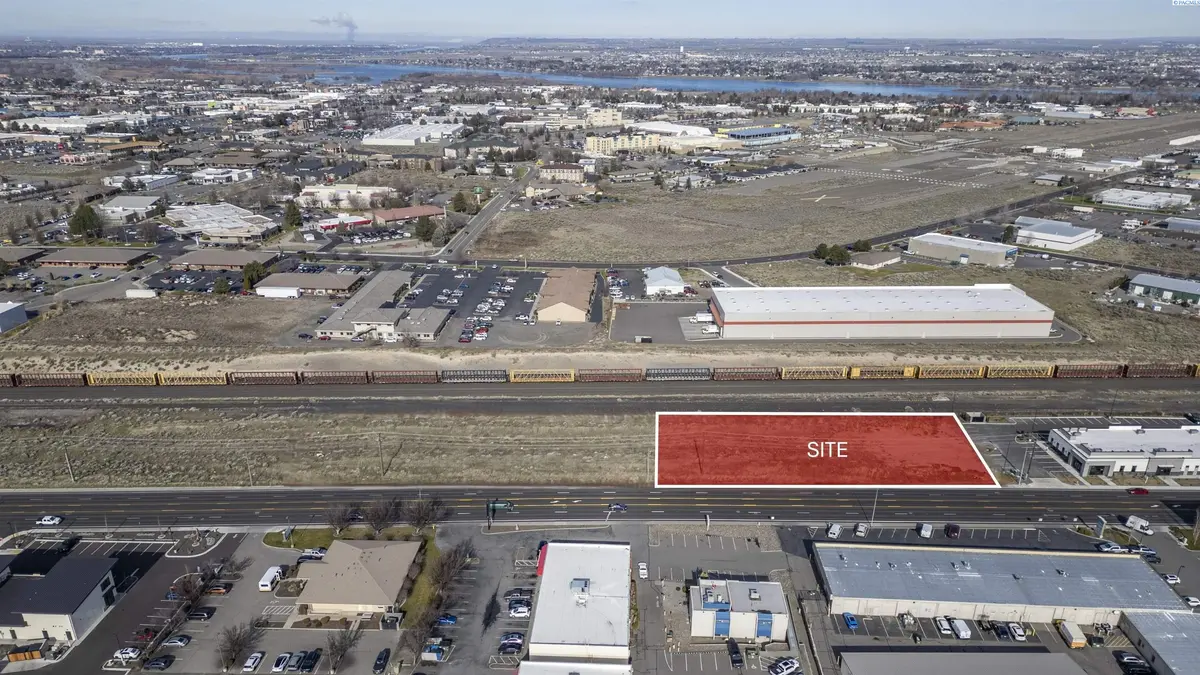 NKA W Clearwater Ave, Kennewick, WA 99336