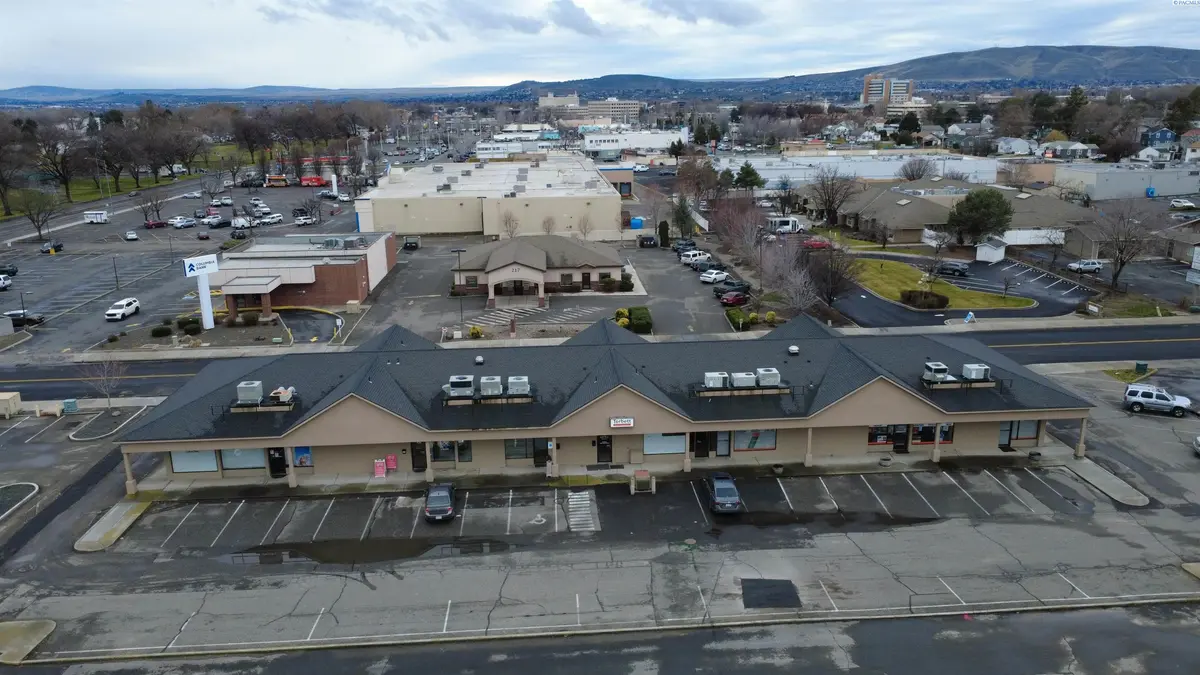 214 Torbett, Richland, WA 99352