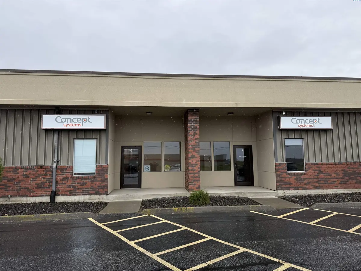 7103 W Clearwater Ave #G, Kennewick, WA 99336