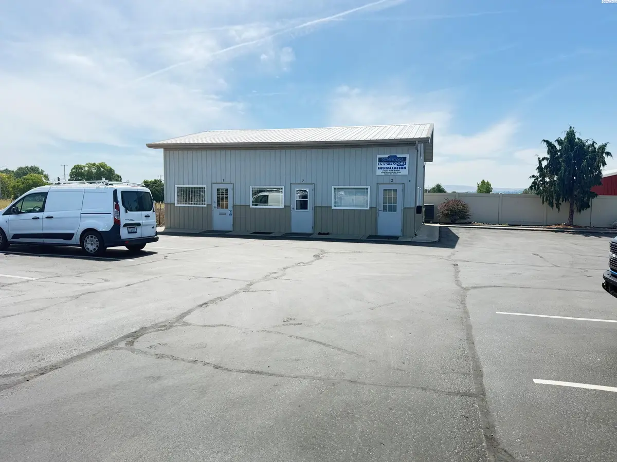 6908 W Argent #C, Pasco, WA 99301
