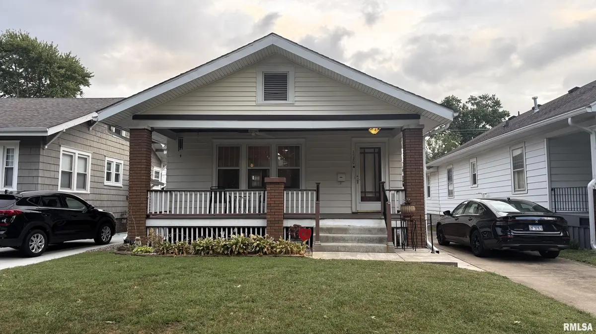 1720 S STATE ST, Springfield, IL 62704