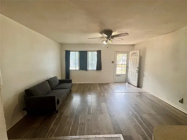 1200 Park Drive, Denison, TX 75020