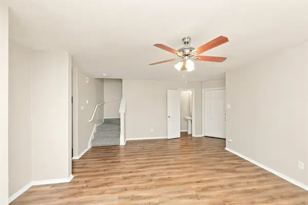 312 Ezekial Avenue, Dallas, TX 75217