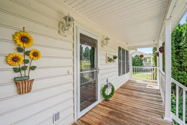 1839 Goode Road, Goode, VA 24556