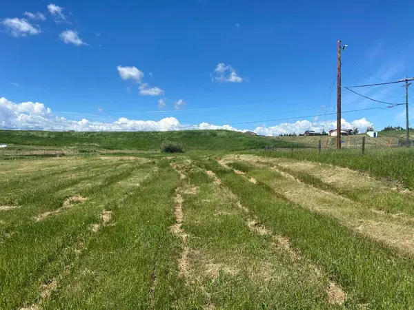 1040 Beaver Drive, Pincher Creek, AB T0K 1W0