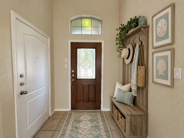 1529 Tonia LOOP, Round Rock, TX 78665