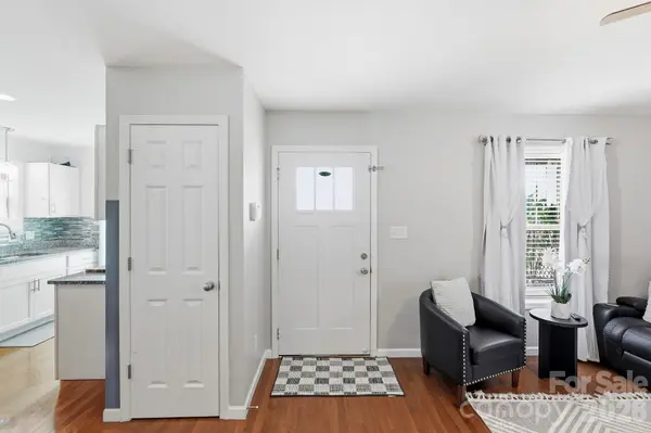 11 Yarrow Meadow RD, Weaverville, NC 28787