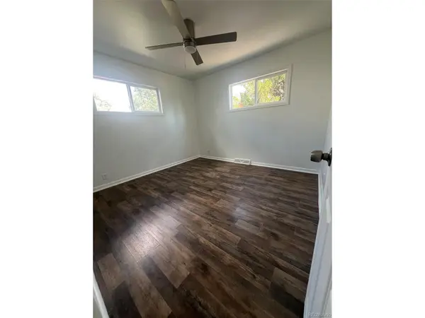 945 Lima, Aurora, CO 80010