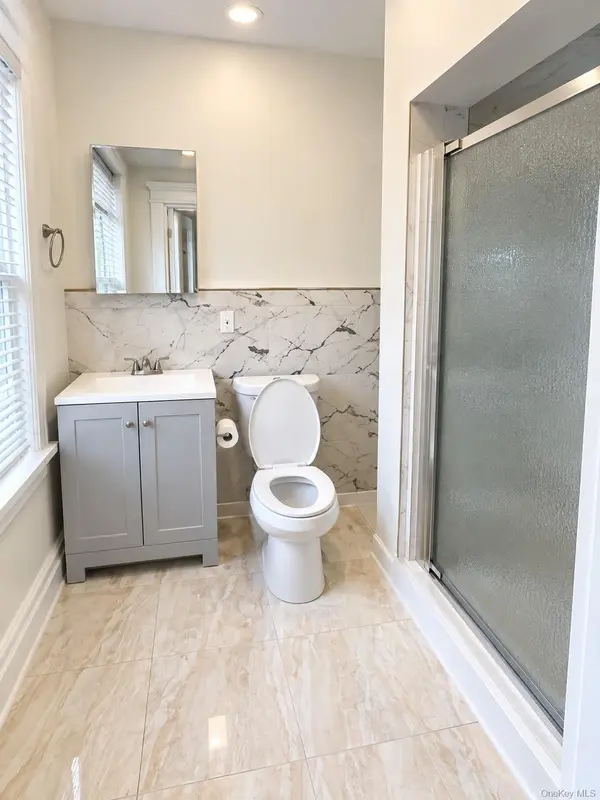 16001 Hillside AVE #3rd Floor, Jamaica, NY 11432