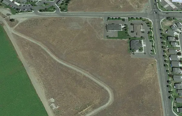 NKA Road 100, Pasco, WA 99301