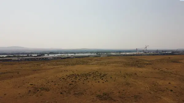 nka Road 40 South, Pasco, WA 99301