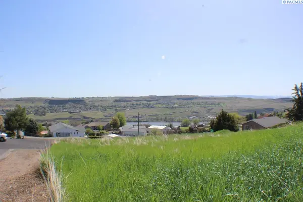 NNA Highline Court, Clarkston, WA 99403