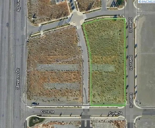 750 Curie St, Richland, WA 99354