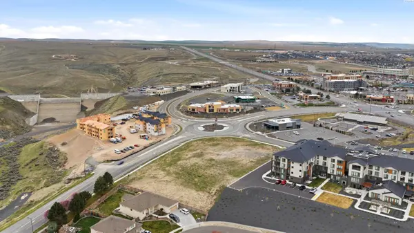 4668 W Hildebrand Blvd., Kennewick, WA 99337
