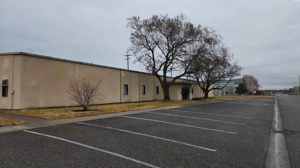 2765 Salk Ave, Richland, WA 99354