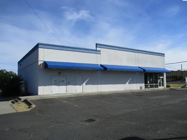 412 S 9th Avenue, Walla Walla, WA 99362