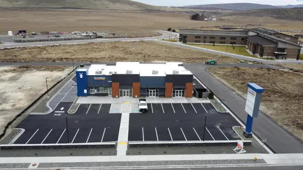 6435 Keene Road, West Richland, WA 99353