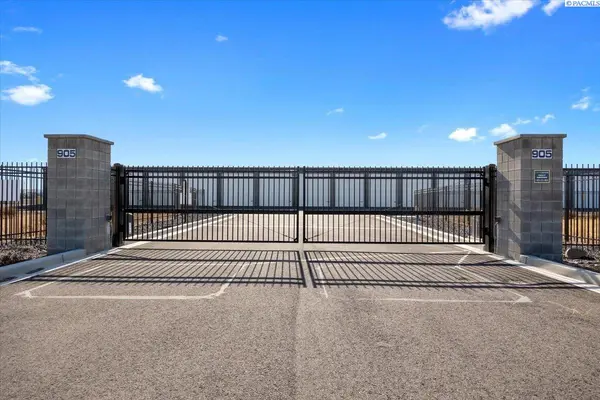 903 W Curie #B-69, Richland, WA 99354