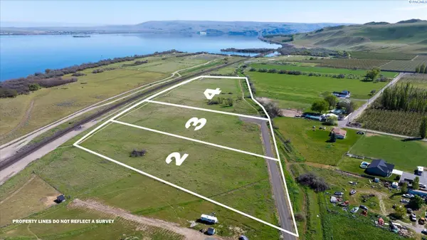 249253 E Toothaker Road, Finley, WA 99337