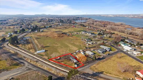 17304 S Short Ave, Finley, WA