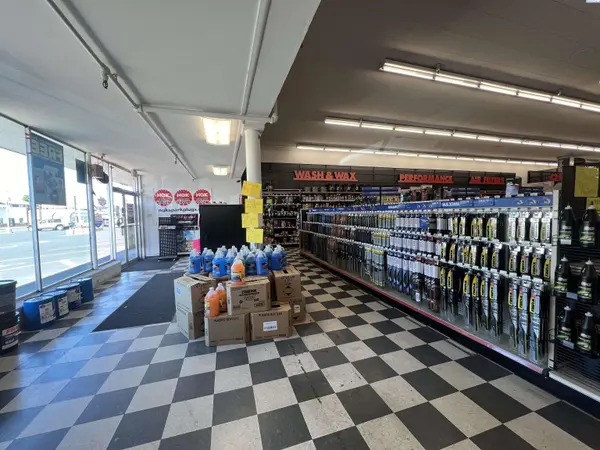 320 SW Emigrant Ave, Pendleton, Other, OR 97801