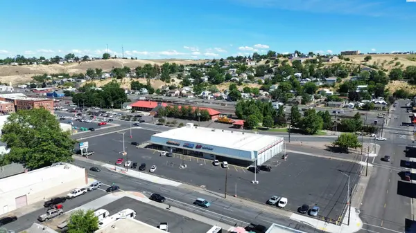 320 SW Emigrant Ave, Pendleton, Other, OR 97801