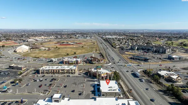 3601 Plaza Way #120, Kennewick, WA 99338