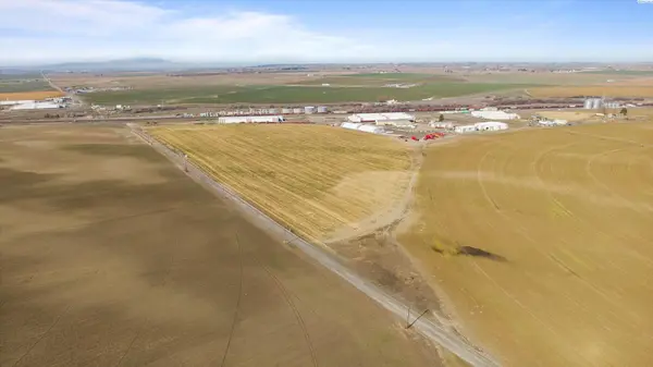 NKA Selph Landing lot 5, Pasco, WA 99301