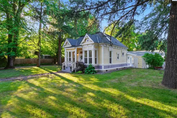 415 Preston Ave, Waitsburg, WA 99361