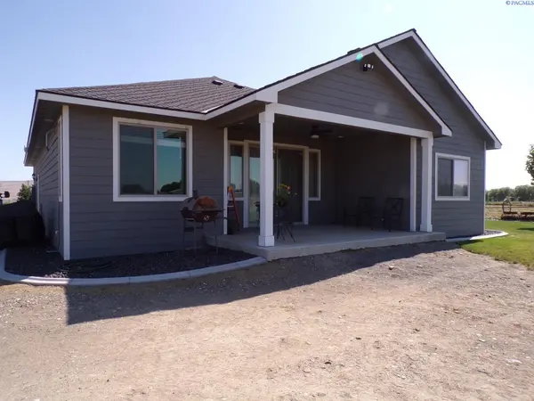 166214 W Johnson Rd, Prosser, WA 99350