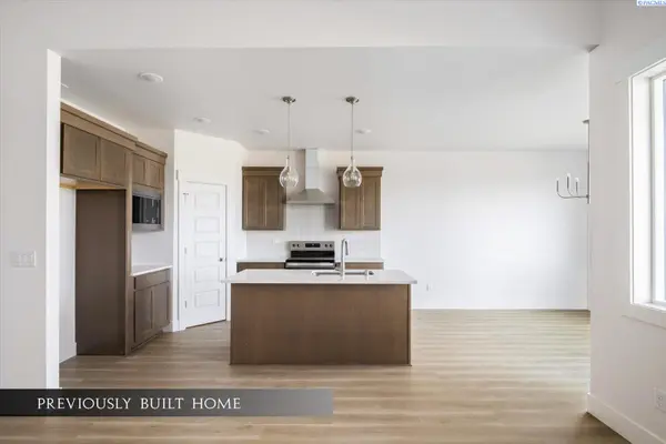 2733 S Beech Street, Kennewick, WA 99337