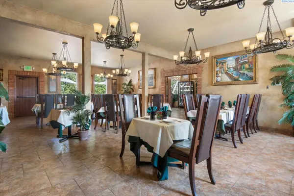 7000 Okanogan Place, Kennewick, WA 99336