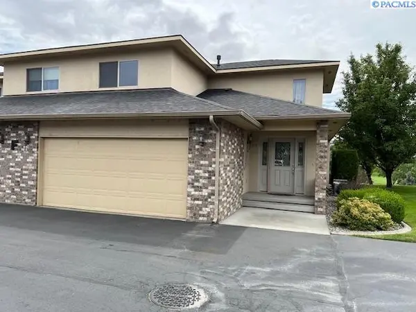 3710 W Canyon Lakes Dr #F-104, Kennewick, WA 99337