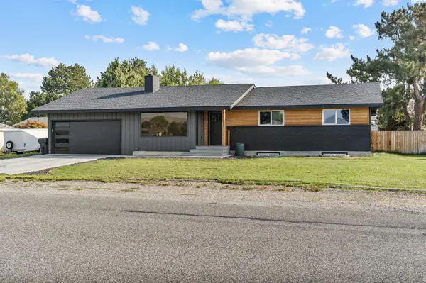 10013 W Argent Road, Pasco, WA 99301