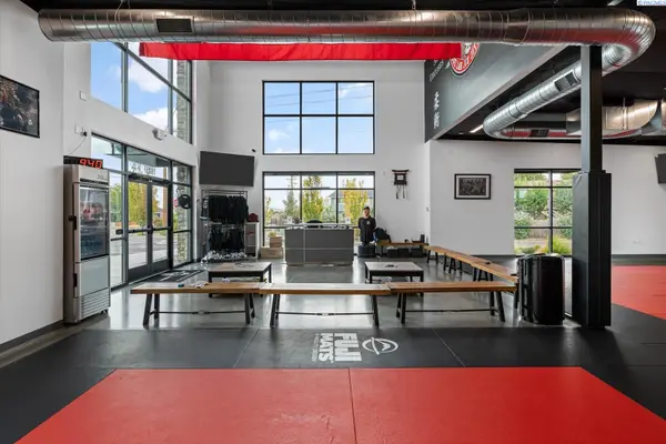 1605 Bombing Range Road #F, West Richland, WA 99353