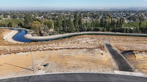 Lot 2 W 56th Ave, Kennewick, WA 99337