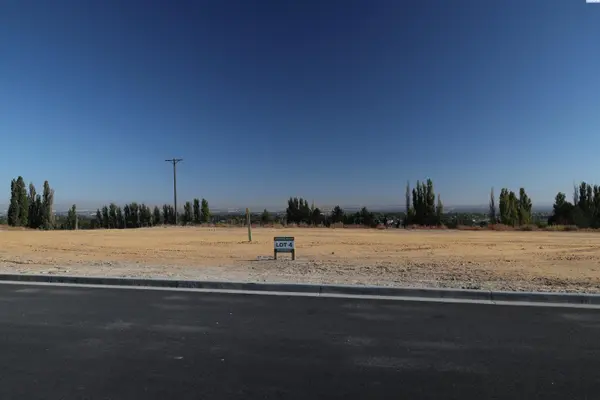 Lot 4 W 56th Ave, Kennewick, WA 99337