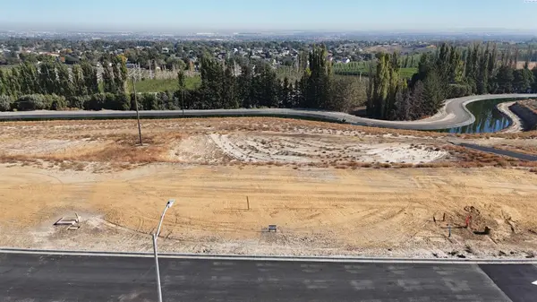 Lot 4 W 56th Ave, Kennewick, WA 99337
