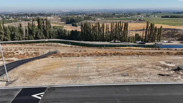 Lot 28 W 56th Ave, Kennewick, WA 99337