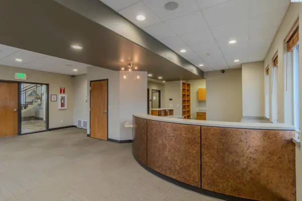 9521 Sandifur Parkway #101, Pasco, WA 99301