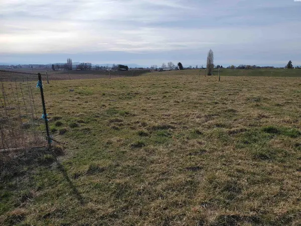 1501 Dekker Rd., Outlook, WA 98938